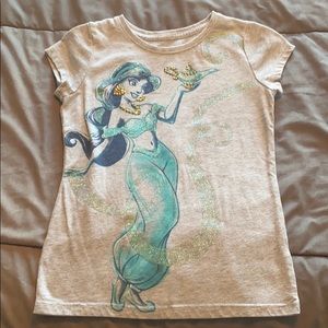 Disney Jasmin gray short sleeve top